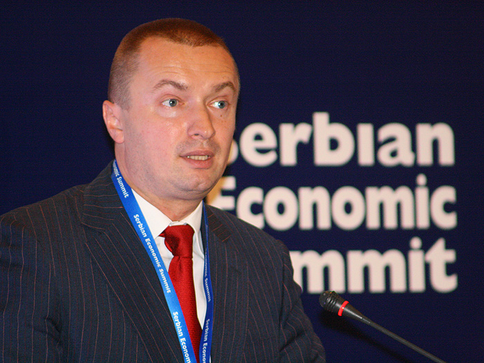01112010_Pajtic_Srpski_ekonomski_samit%20ms