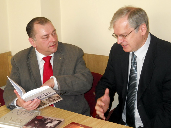 05042012_Forum_ms