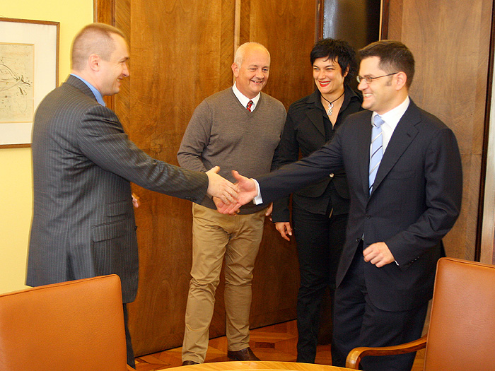 05112010_Pajtic_Jeremic_sastanak%20ms