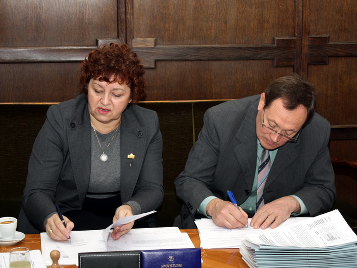 05122011_potpisivanje_ms
