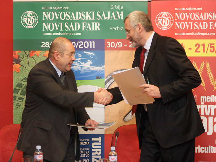 08022011_Pastor_sajam%20ms