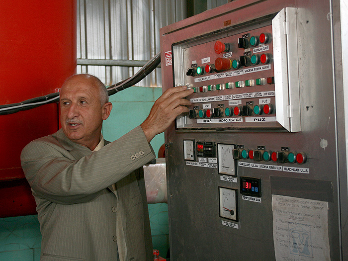 09062011_Petrovic_briketiranje_sakule%20ms