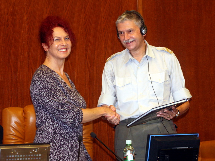 09092010_novinari_ms