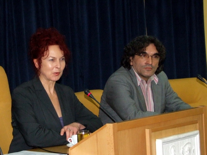 09112009_ana_ms