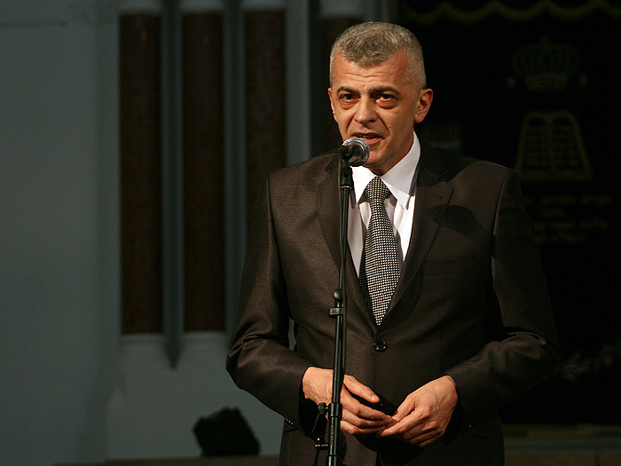 10042012_Djuric_gitarart%20ms