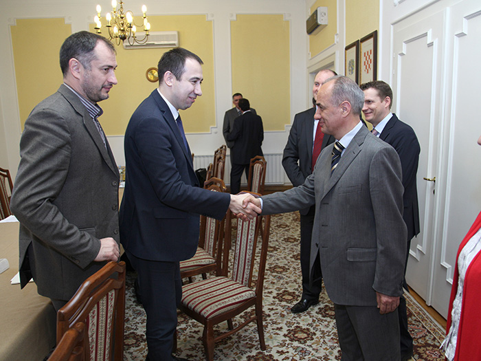 10042013_Puzovic_ugovori%20ms
