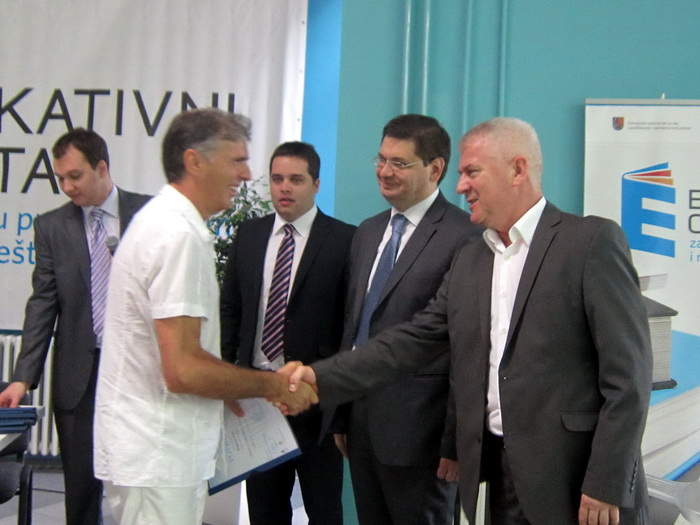 10082012_edukativni_centar_ms