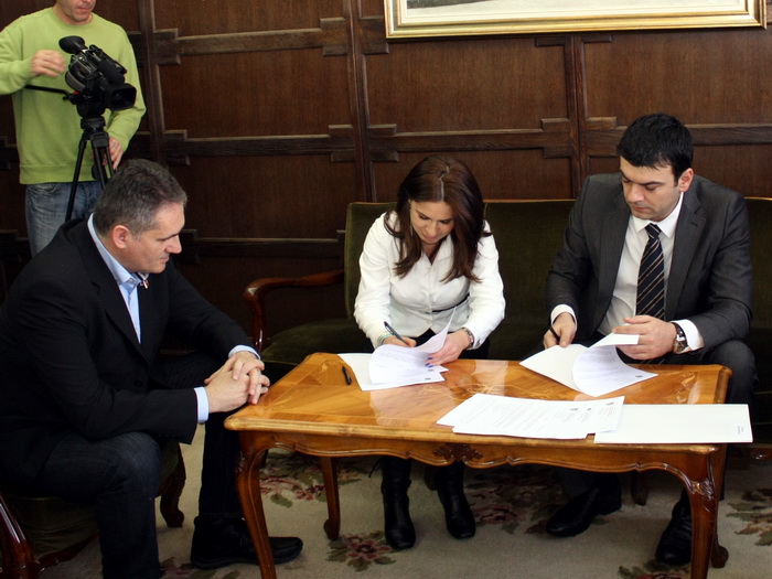 10122010_ugovori_ms