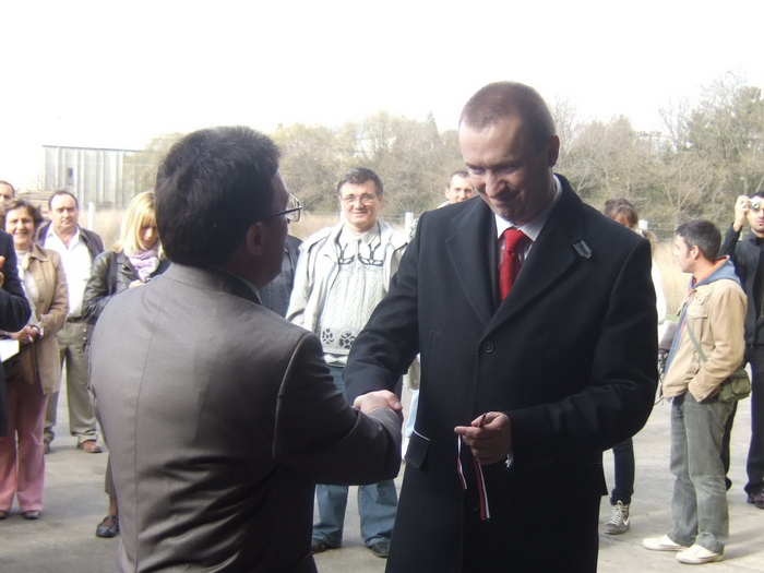 13112008_ada_ms
