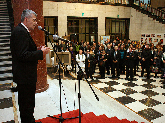 13122011_Djuric_kolonija_deronje%20ms