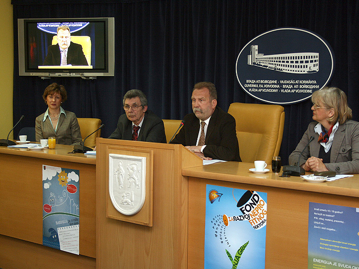 14042011_Strikovic_energija_pres%20ms