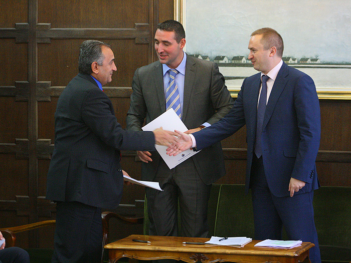 14122010_Potpisivanje_ugovora_gradjevina%20ms
