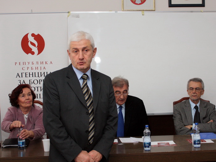 16122009_okrugli_sto_ms