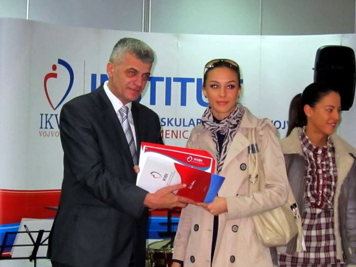 16122011_institut_ms