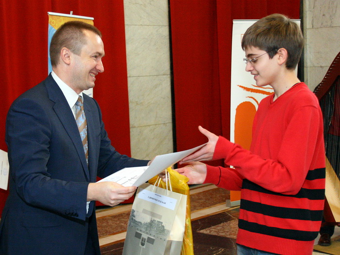 17122010_priznanja_ms