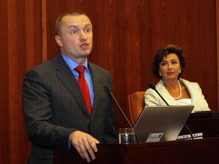 18052010_akademija_ms