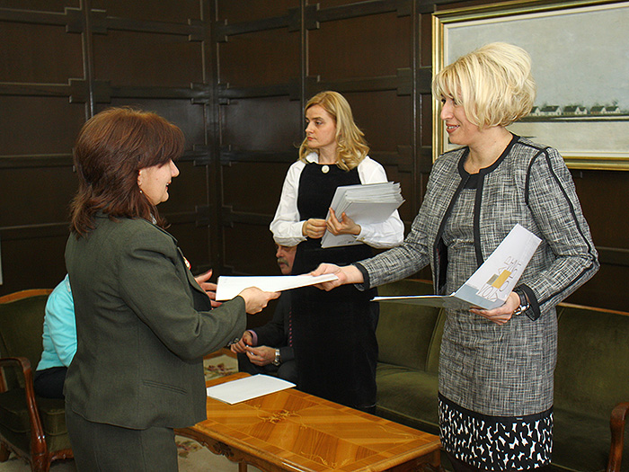18122012_Pavicevic_ugovori%20ms