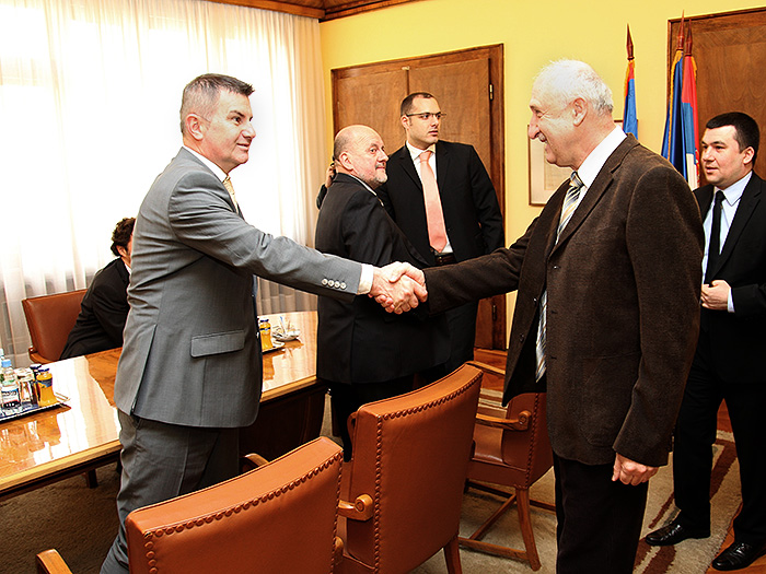 19022013_Petrovic_amb_Slo%20ms