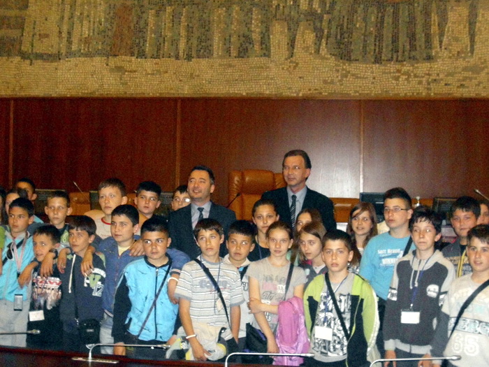 19042013_studenti_ms