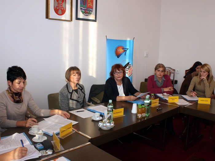 20112009_okrugli_sto_ms