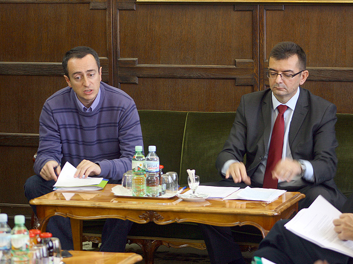 20122010_Komisija_za_izbegla_lica%20ms