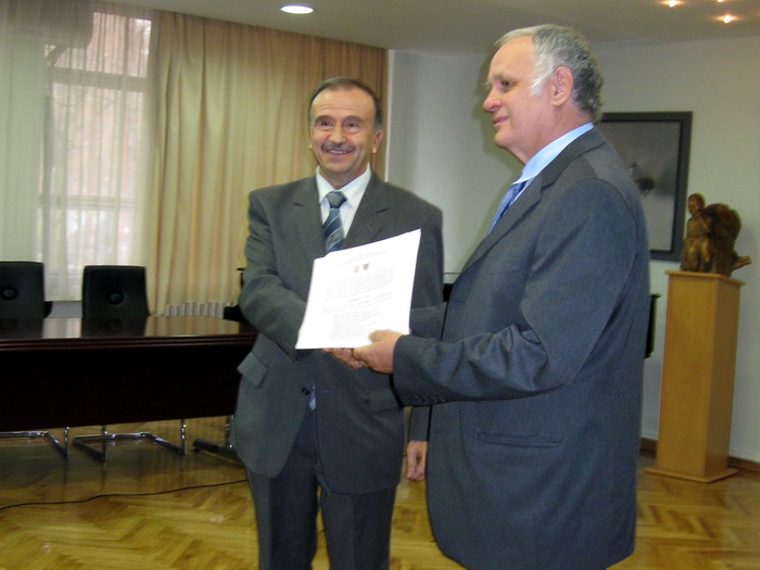 23112009_FTN_ms