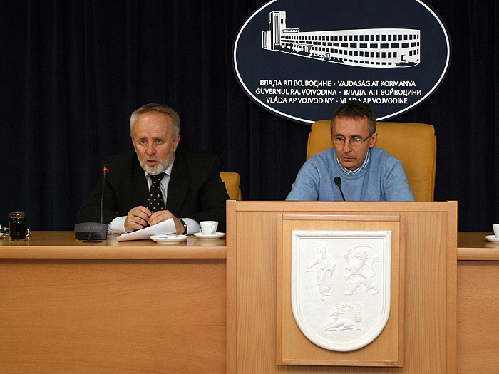 24022012_Poljfond_pres%20ms