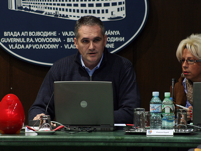 25012011_sednica_vlade_apv%20ms