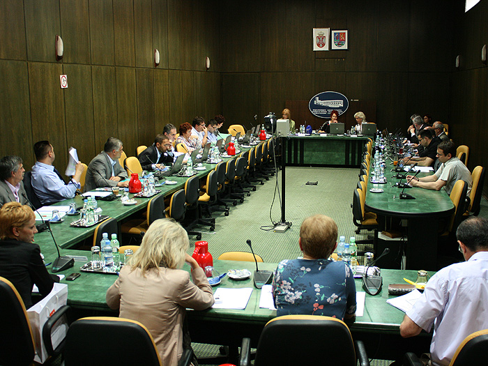 25052011_sednica_vlade%20V1s