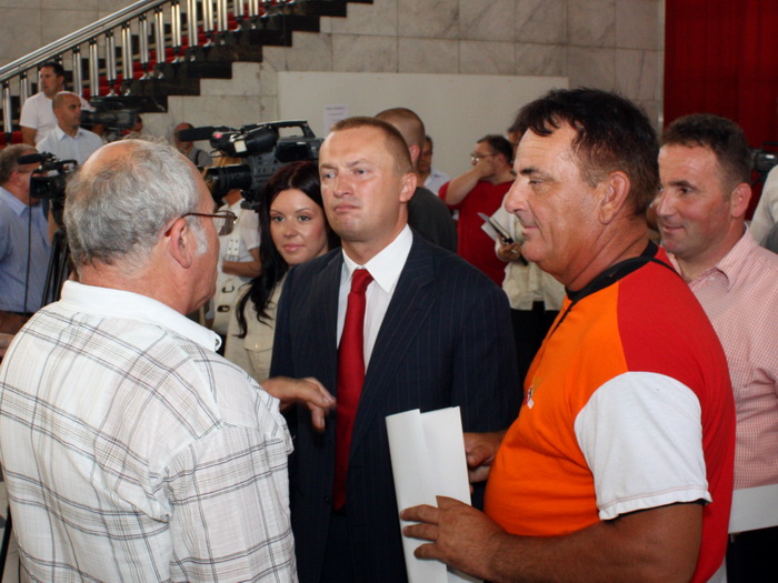 26082009_ugovori_ms