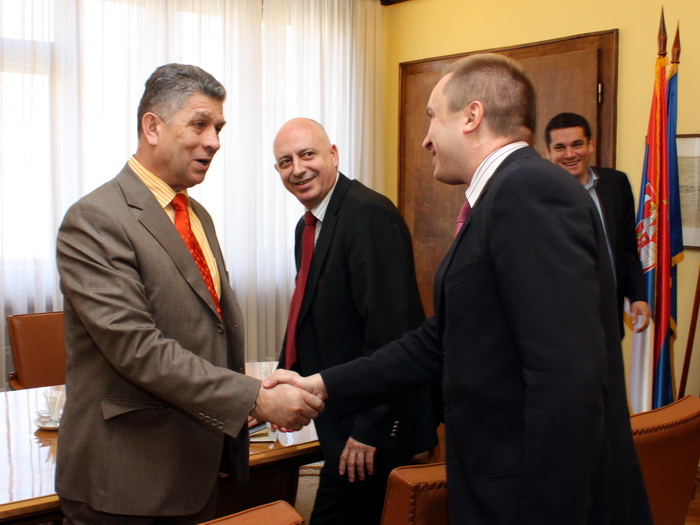 27042009_pajtic_ugljanin_ms