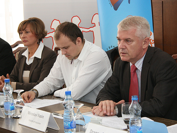 27092010_Vasin_Segedinski_volonteri%20ms