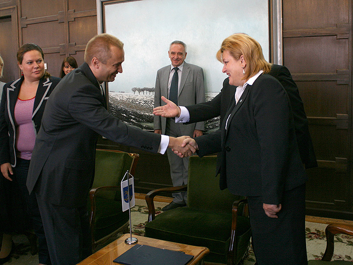 28092011_Pajtic_ugovori_slovaci%20ms