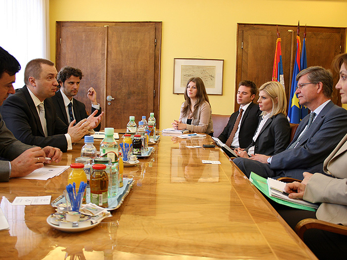 29032011_Pajtic_ambasador_svedske%20ms