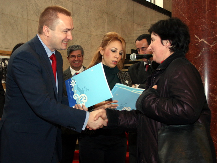 29122010_izbeglice_ms