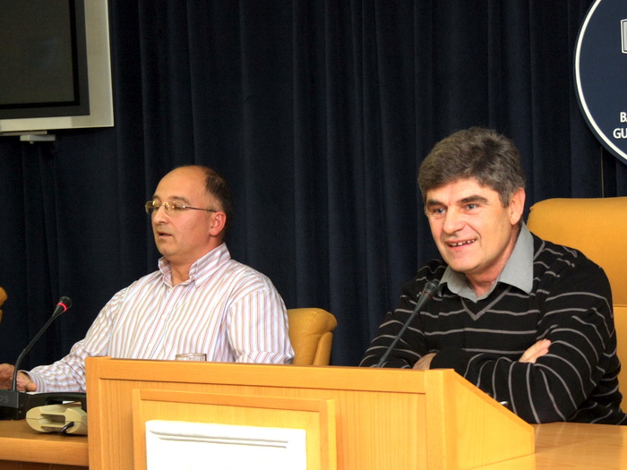 30112012_pres_hiv_ms
