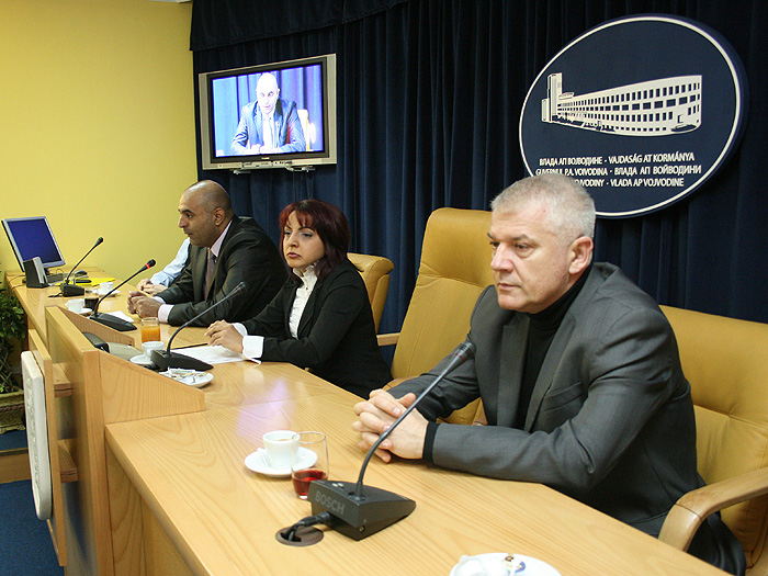 30122010_pres_Romi%20ms