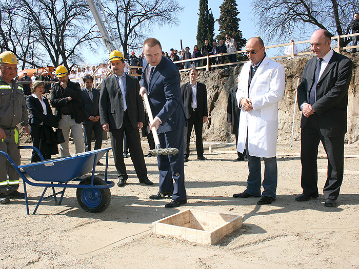 31032011_Pajtic_temeljac_bolnica%20ms