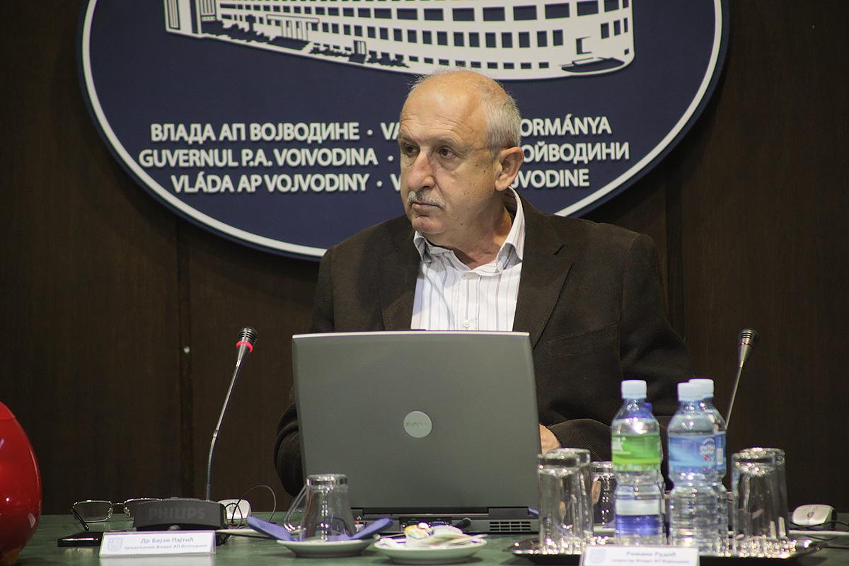 04122013_Sednica_Vlade 01