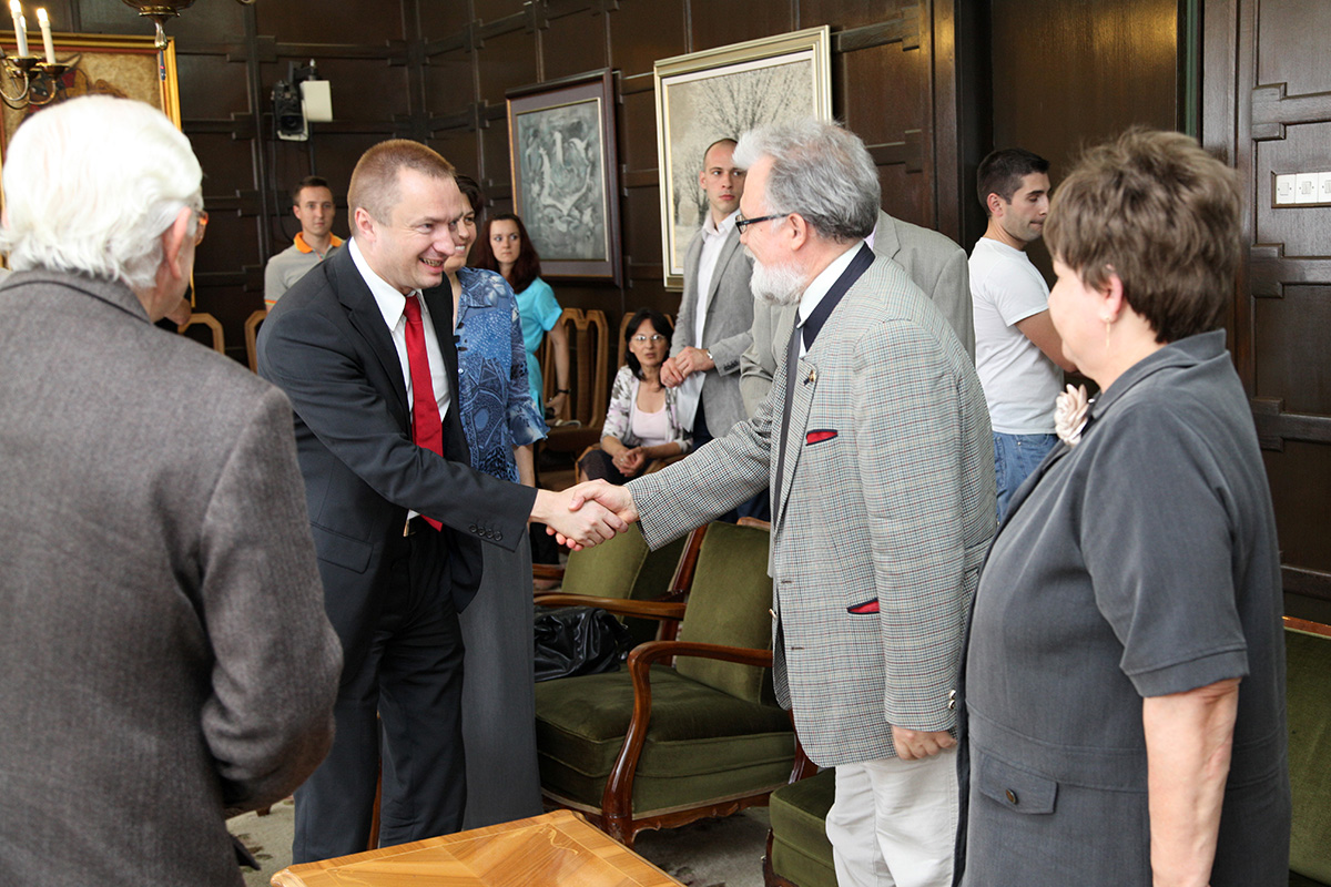 24062014_Pajtic_ugovori_institucija 01