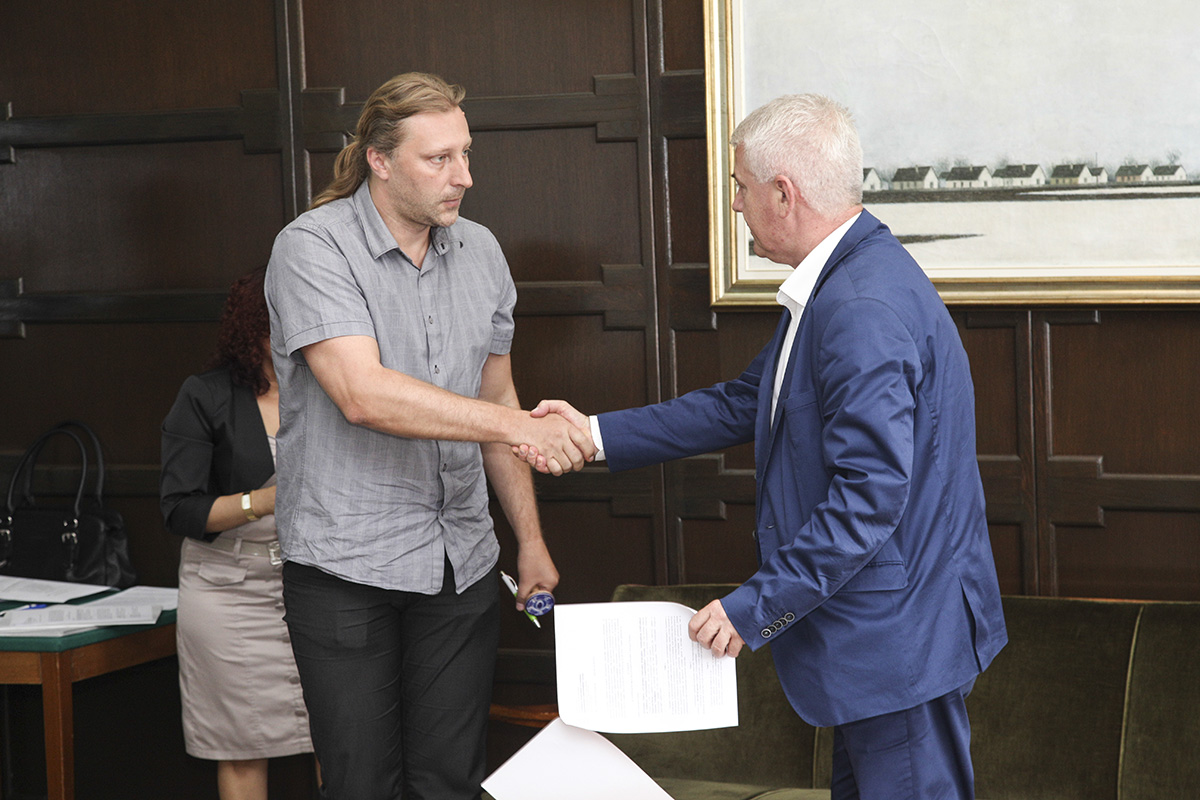 15082014_Vasin_ugovori 01