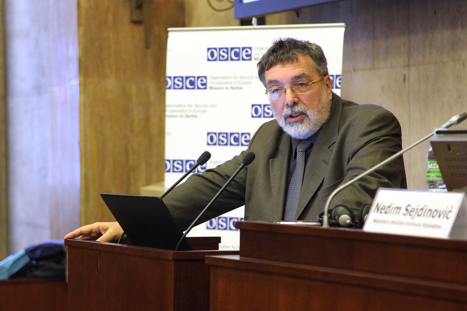 11122014_Grujic_okrugli_sto 01