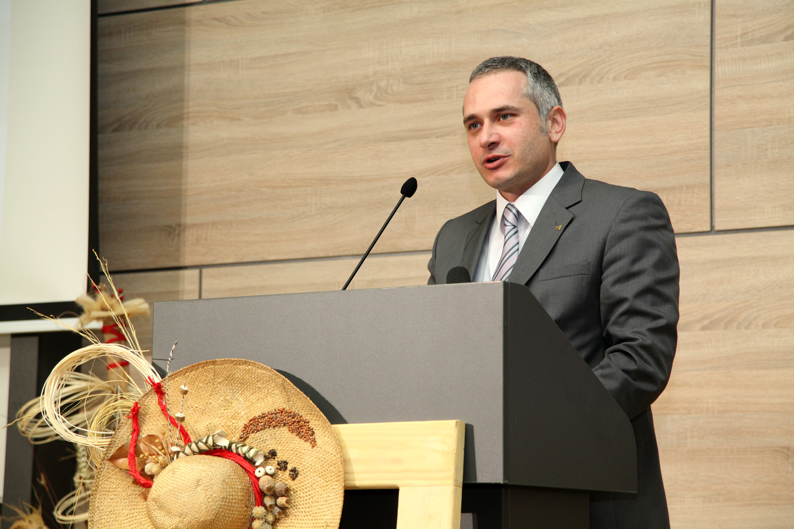 22012015_Bogaroski_domacine 01