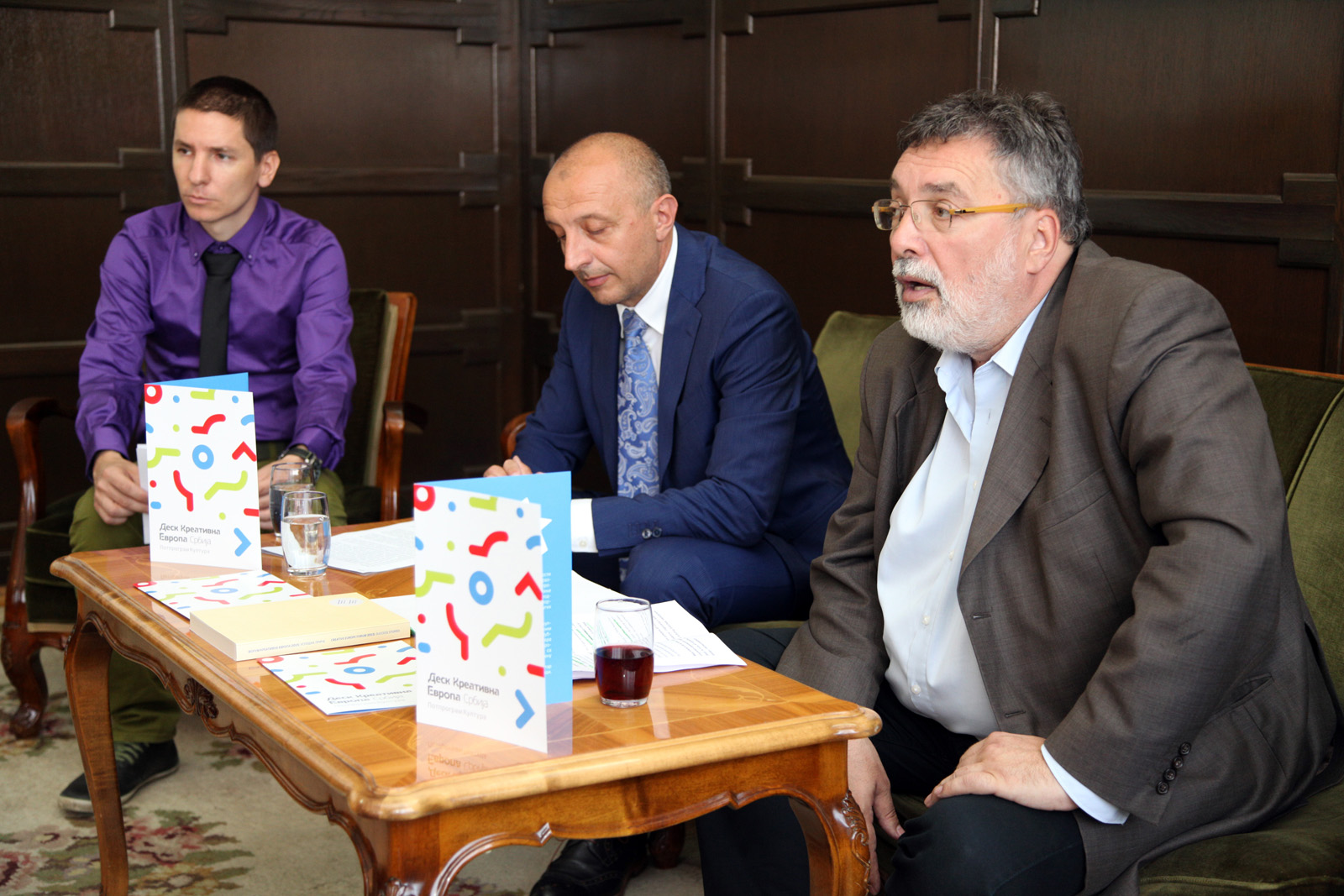 05062015_Grujic_Antena 01