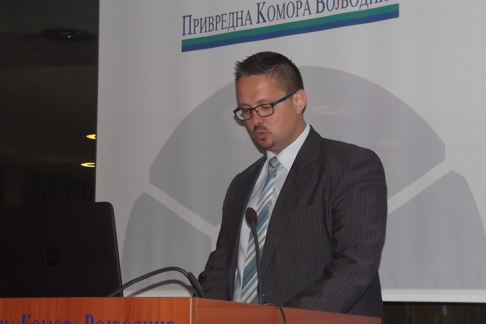 Стручни скуп ,,Транспорт опасног терета – регулатива 2015“ у Привредној комори Војводине