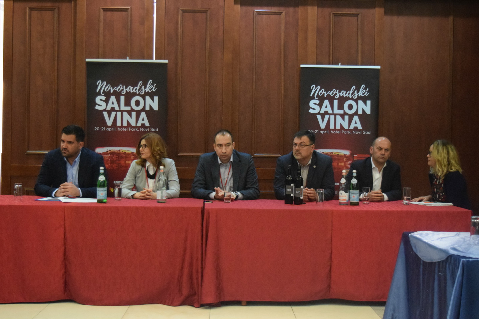 21042018_salon_vina_1