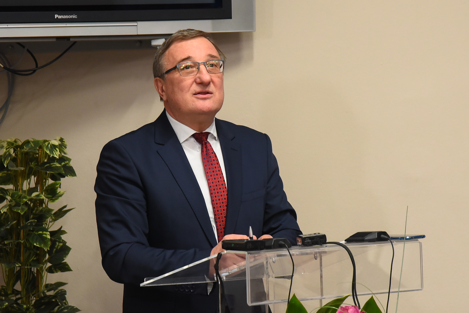 Pres-konferencija potpredsednika Mihalja Njilaša (1)