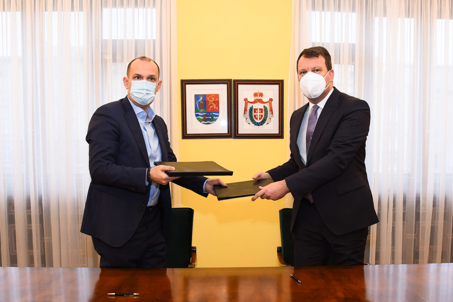 Mirovic i Loncar nacionalni fond za lecenje dece u inostranstvu (7)