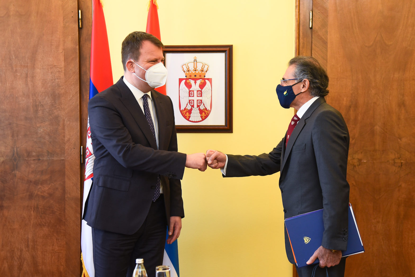 Predsednik Mirovic i ambasador Kipra (2)