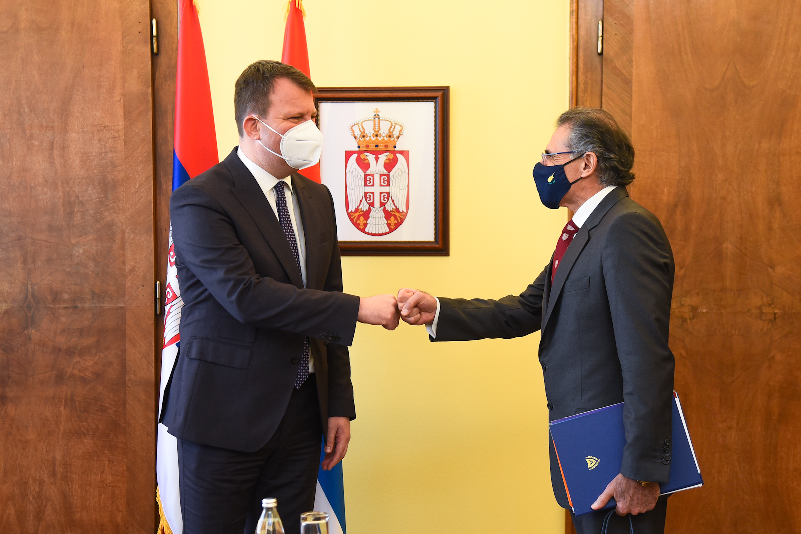 Predsednik Mirovic i ambasador Kipra (2)